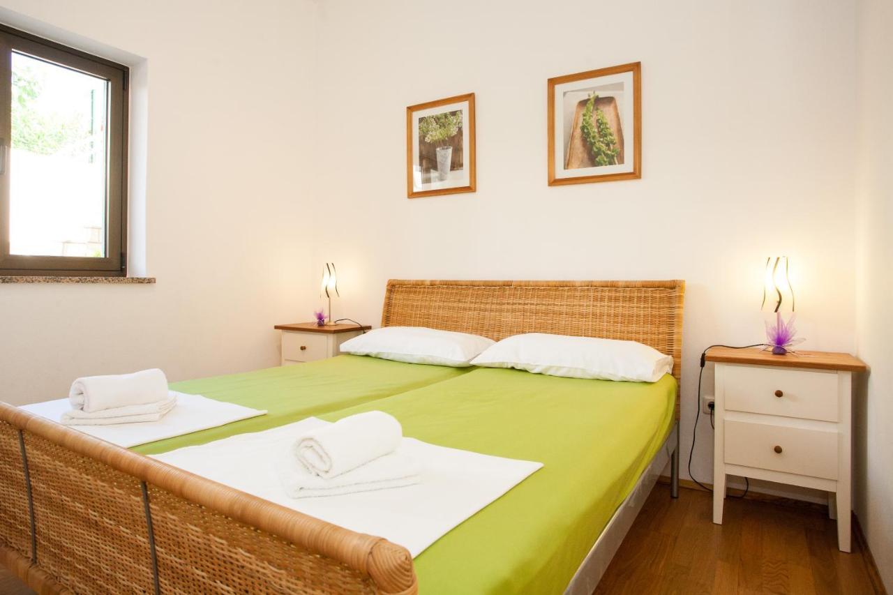 Apartment Dino Krk Town