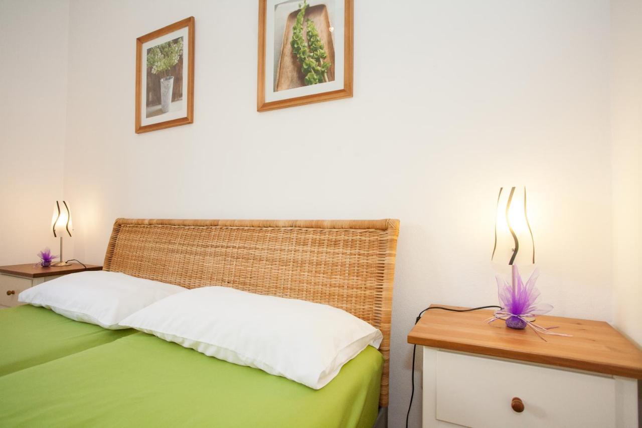 Dino Apartment Krk Town